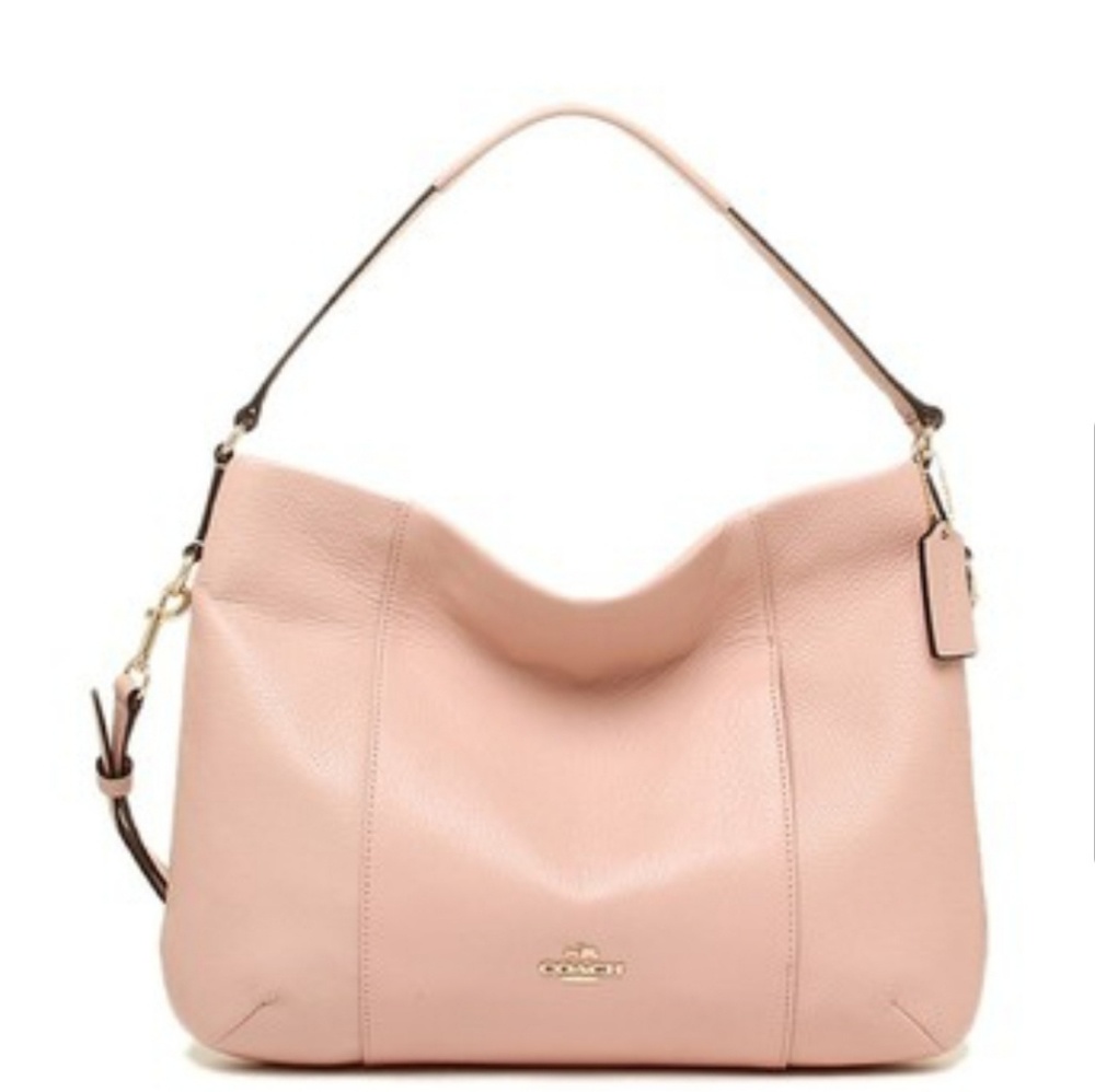 🔥🔥COACH (authentic)Pink Isabelle Shoulder bag🔥